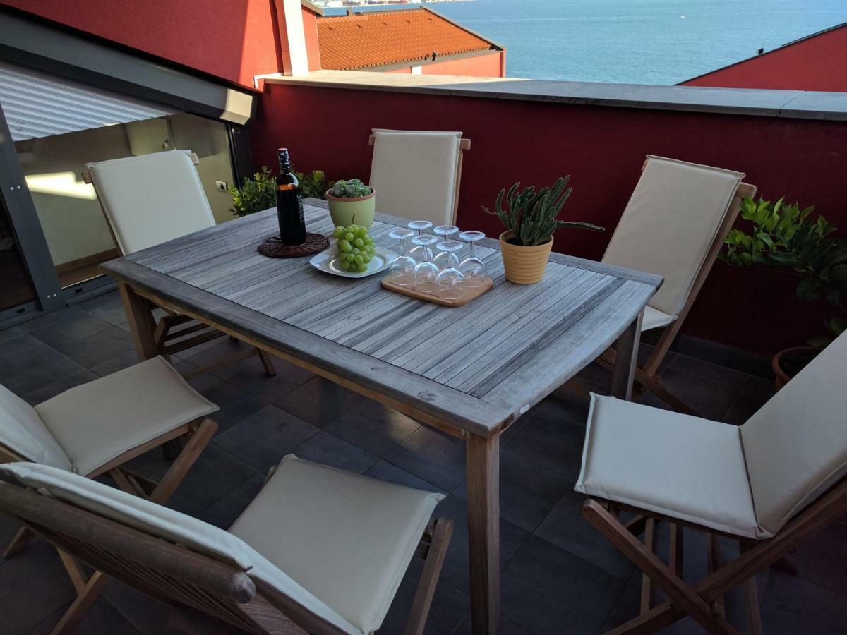 Jan'S Place At Seaside Ankaran Exterior photo